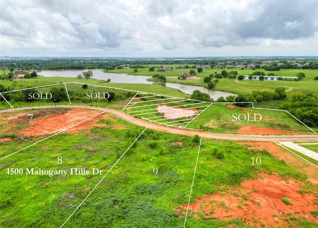 Property at 4500 Mahogany Hills Dr, Moore, OK 73160