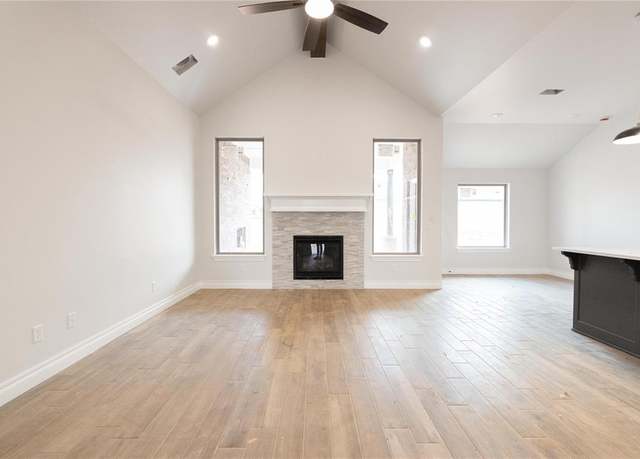 Property at 10373 SW 56th St, Mustang, OK 73064, 4 beds, 2 baths