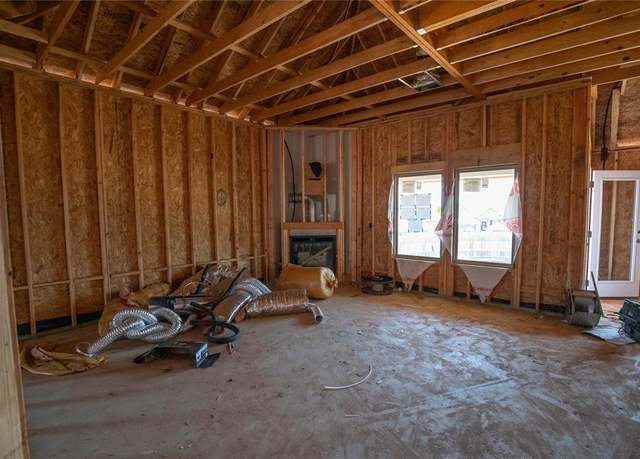 Property at 1009 SE 30th St, Moore, OK 73160, 3 beds, 2 baths