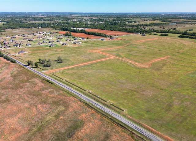 Property at 829 S Cemetery Rd, Tuttle, OK 73089