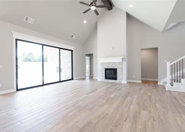 Property at 14001 Magnolia Ln, Edmond, OK 73049, 4 beds, 3 baths