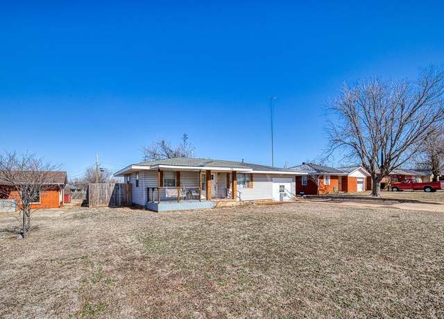 Property at 710 W Oklahoma Ave, Kingfisher, OK 73750, 2 beds, 1 bath