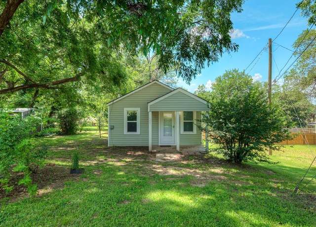 Property at 327 SE 2nd St, Lexington, OK 73051, 2 beds, 1 bath