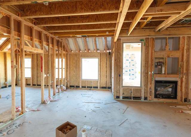 Property at 13125 NE 8th St, Choctaw, OK 73020, 4 beds, 3 baths