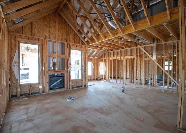 Property at 9241 NW 86th St, Yukon, OK 73099, 4 beds, 3 baths