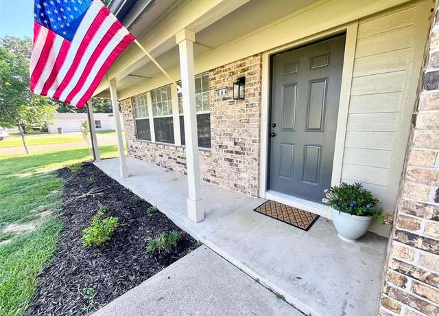 Property at 604 Manchester Dr, Idabel, OK 74745, 4 beds, 2 baths