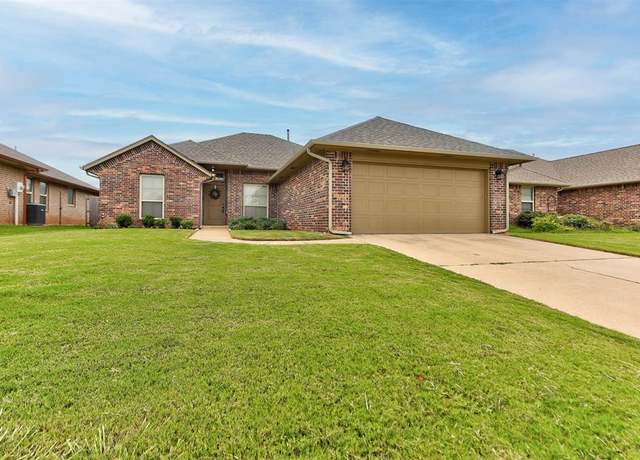 Property at 2212 NW 158th St, Edmond, OK 73013, 3 beds, 2 baths