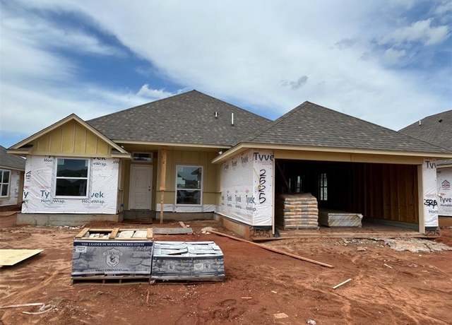 Property at 2525 NW 196th St, Edmond, OK 73012, 3 beds, 2 baths