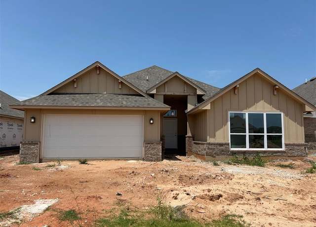 Property at 2517 NW 196th St, Edmond, OK 73012, 3 beds, 2 baths