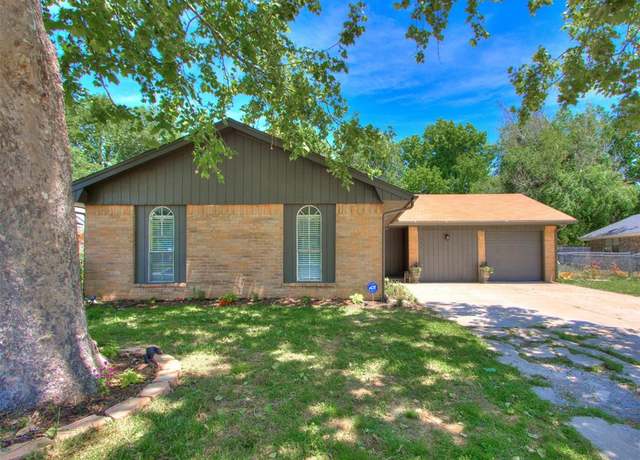 Property at 125 Monroe Ct, Norman, OK 73071, 3 beds, 1.5 baths