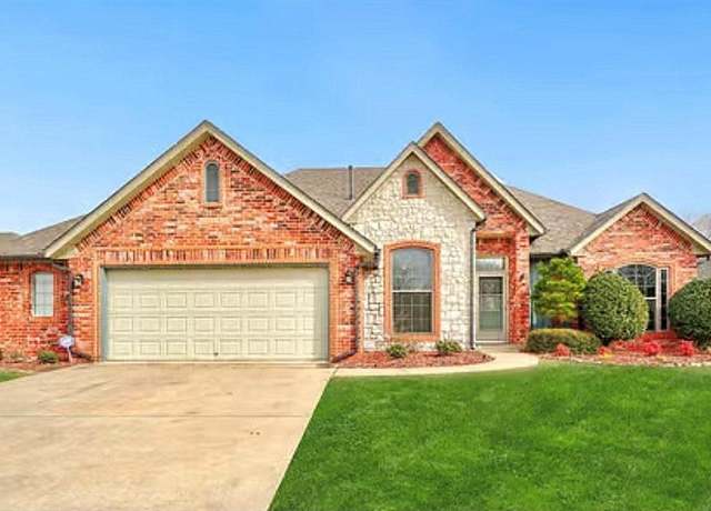 Property at 1605 Windmill Ridge Dr, Shawnee, OK 74804, 4 beds, 2.5 baths