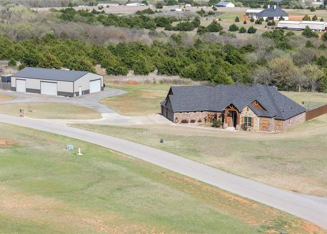 Property at 23948 E 1048 Rd, Weatherford, OK 73096, 4 beds, 3 baths