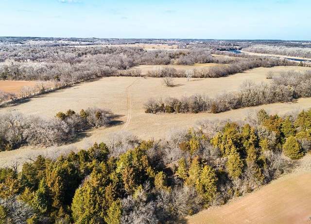Property at S Riverside, Yale, OK 74023