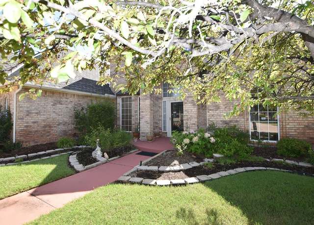 Property at 12608 Redstone Ct, Oklahoma City, OK 73142, 5 beds, 3.5 baths