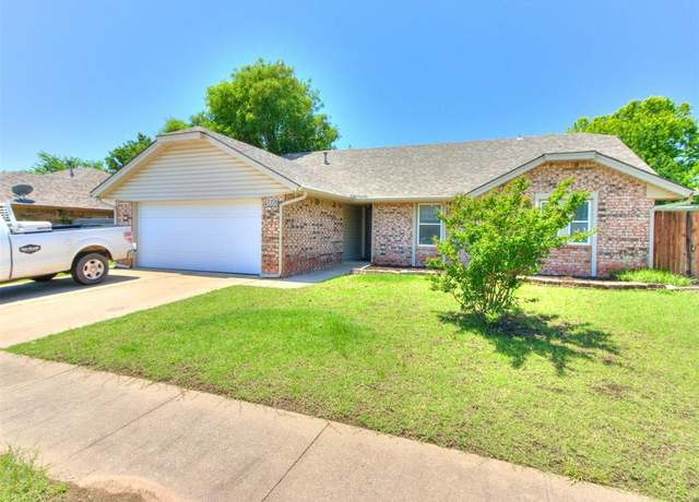 Property at 3801 Phillips St, Moore, OK 73160, 3 beds, 2 baths