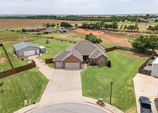 Property at 1424 Sue Cir, Piedmont, OK 73078, 4 beds, 2 baths