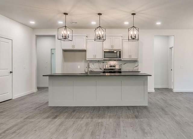 Property at 1213 SW 23rd St, Oklahoma City, OK 73109, 3 beds, 2 baths