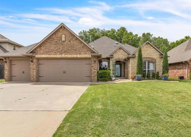 Property at 2809 Morgan Trace Rd, Yukon, OK 73099, 4 beds, 3 baths