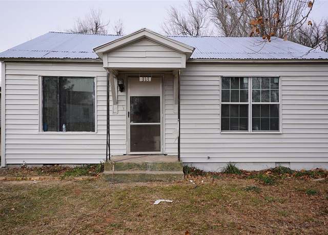 Property at 313 W Texas Ave, Anadarko, OK 73005, 2 beds, 2 baths