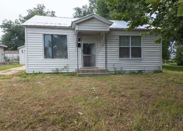 Property at 313 W Texas Ave, Anadarko, OK 73005, 2 beds, 2 baths