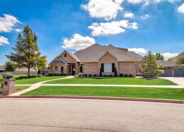 Property at 1410 Easy St, Elk City, OK 73644, 4 beds, 4 baths