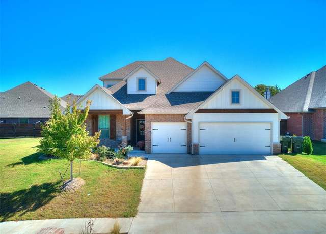 Property at 2932 Oak Hill Ave, Edmond, OK 73034, 5 beds, 3 baths