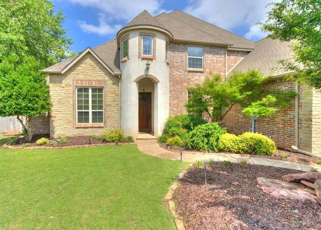 Property at 2808 Roxburgh Cts, Edmond, OK 73013, 5 beds, 4 baths