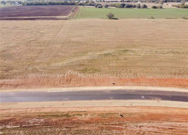 Property at 10101 Emery Ln, Mustang, OK 73064