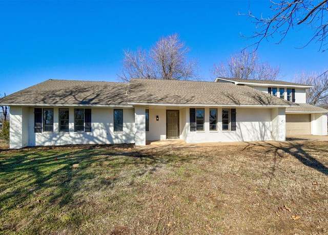 Property at 14875 Arrowhead Dr, Yukon, OK 73099, 4 beds, 3.5 baths
