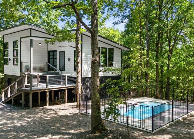 Property at 77 Pecan Trace Trl, Broken Bow, OK 74728, 3 beds, 2 baths