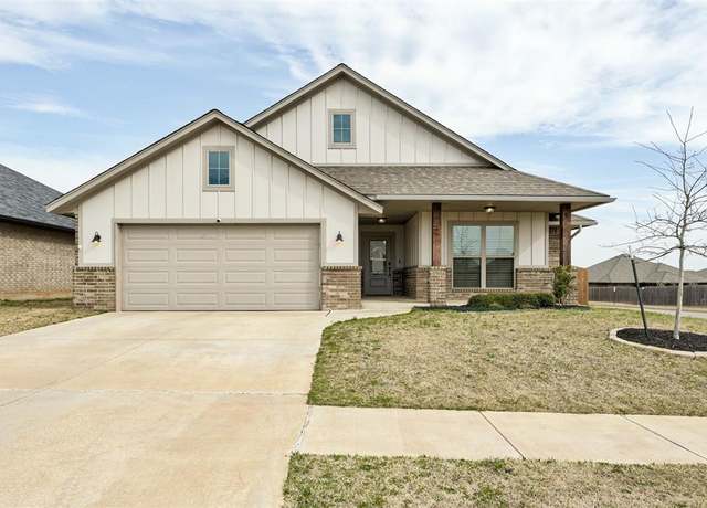 Property at 9445 NW 88th St, Yukon, OK 73099, 3 beds, 2 baths