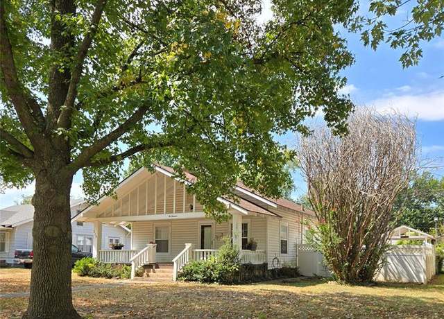 Property at 219 S 5th St, Okemah, OK 74859, 3 beds, 2 baths