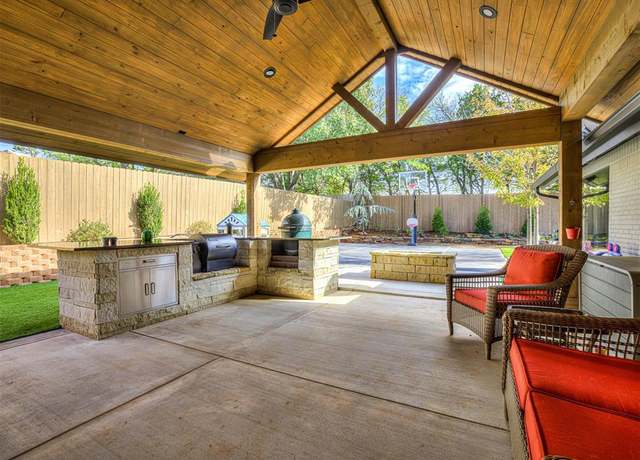 Property at 12924 Cedar Springs Rd, Oklahoma City, OK 73120, 3 beds, 2.5 baths