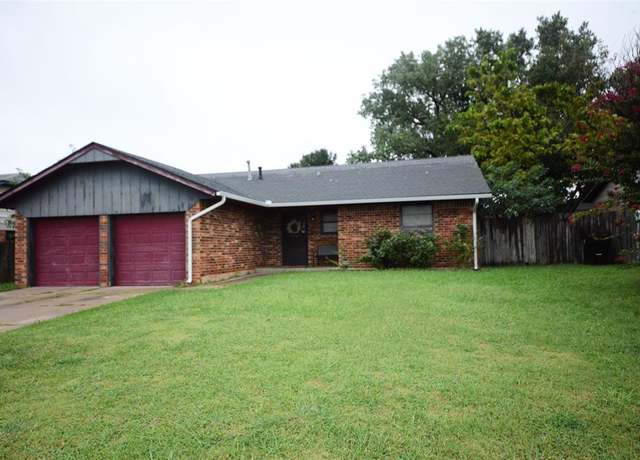 Property at 1113 SE 12th St, Moore, OK 73160, 3 beds, 2 baths