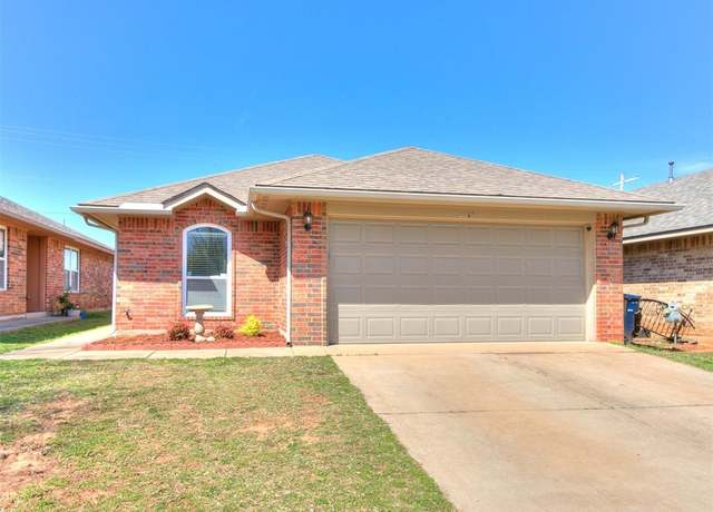 Property at 2213 NW 199th St, Edmond, OK 73012, 3 beds, 2 baths