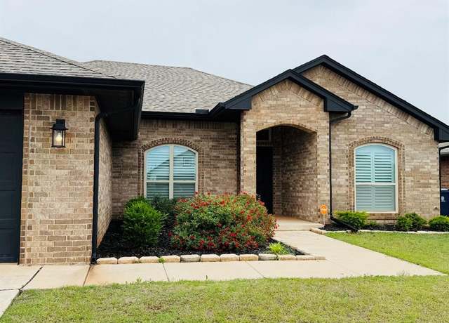 Property at 9217 SW 48th Ter, Oklahoma City, OK 73179, 3 beds, 2 baths