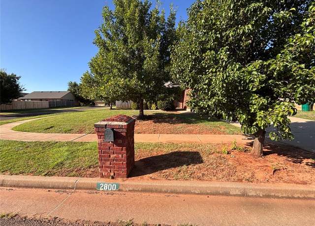 Property at 2800 NW 184th Ter, Edmond, OK 73012, 3 beds, 2 baths