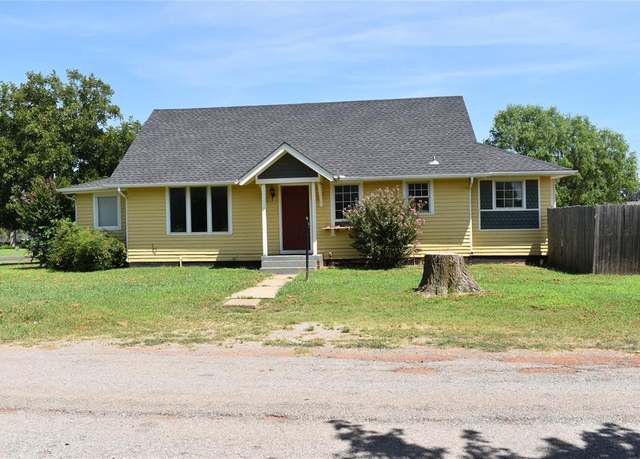 Property at 220 Jackson Dr, Piedmont, OK 73078, 3 beds, 1 bath