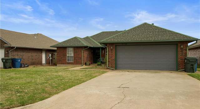 Photo of 9708 Grissom Dr, Midwest City, OK 73130