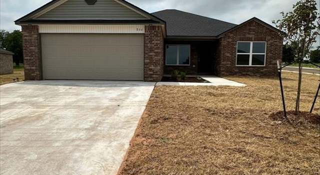 Photo of 866 SW 11 St, Newcastle, OK 73065