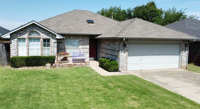 Photo of 11605 Wallace Ave, Oklahoma City, OK 73162