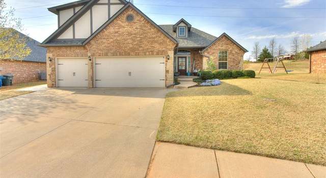 Photo of 3032 Saint Fergus Dr, Edmond, OK 73034