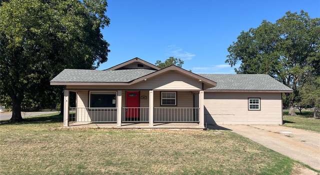 Photo of 301 E Roger Miller Blvd, Erick, OK 73645