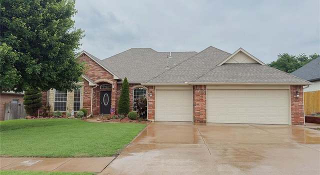 Photo of 1701 Indian Springs Dr, Edmond, OK 73003