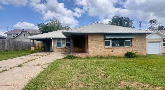 Photo of 824 Jefferson St, Seminole, OK 74868
