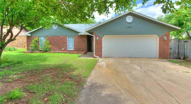 Photo of 8 S Lockeport Dr, Edmond, OK 73003