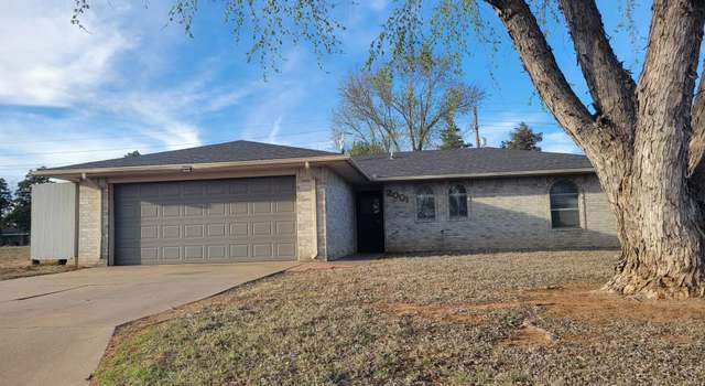 Photo of 2001 E Serenade St, Weatherford, OK 73096