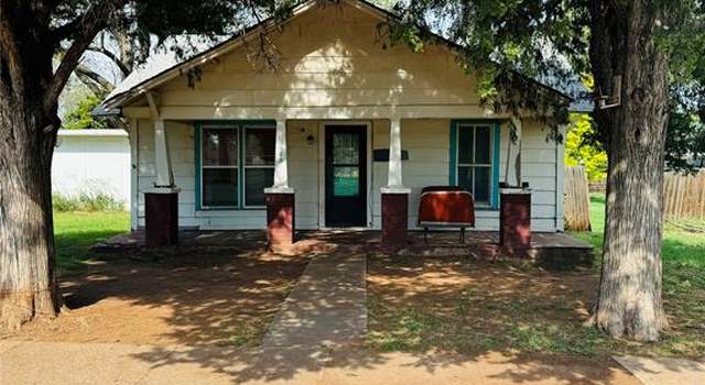 Photo of 109 S 7th St, Hammon, OK 73650