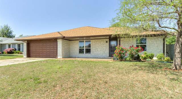 Photo of 1705 Ballad Dr, Midwest City, OK 73130