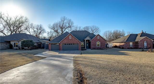 Photo of 708 Parkwoods, Noble, OK 73068